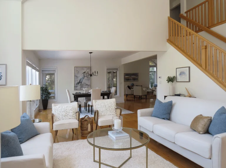 Vacant Staging