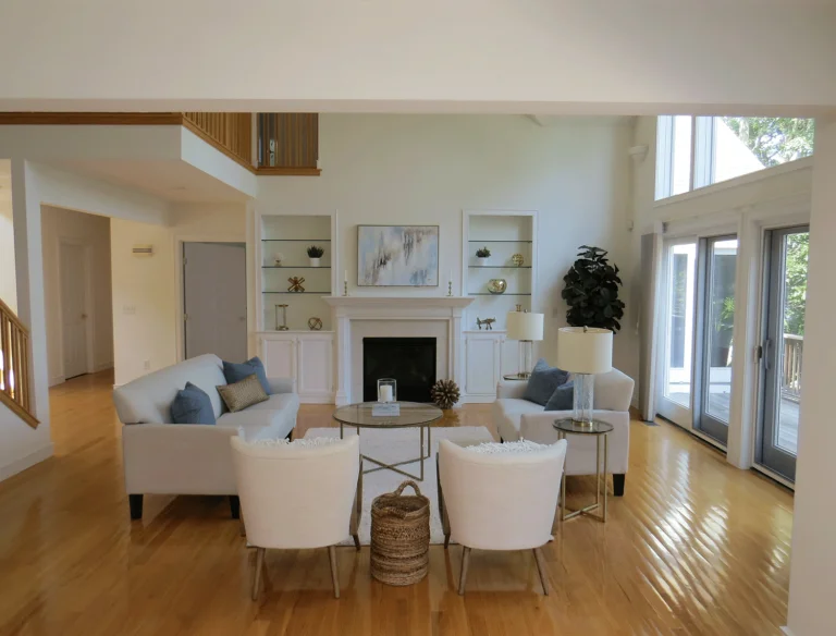 Vacant Staging